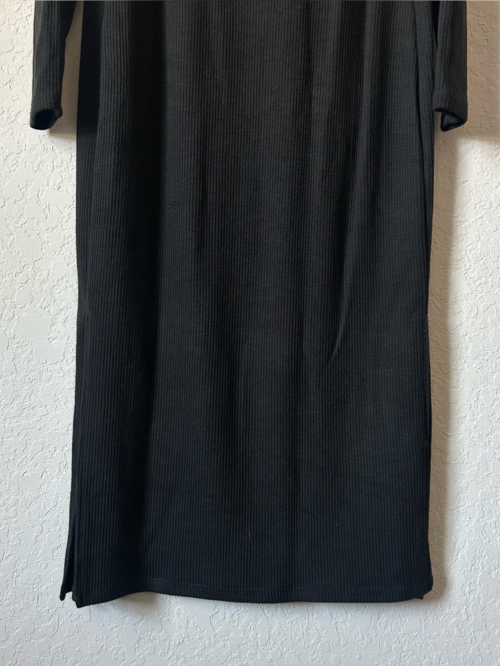 Time & Tru Ribbed Long Sleeve Maternity Dress - Picture 9 of 12